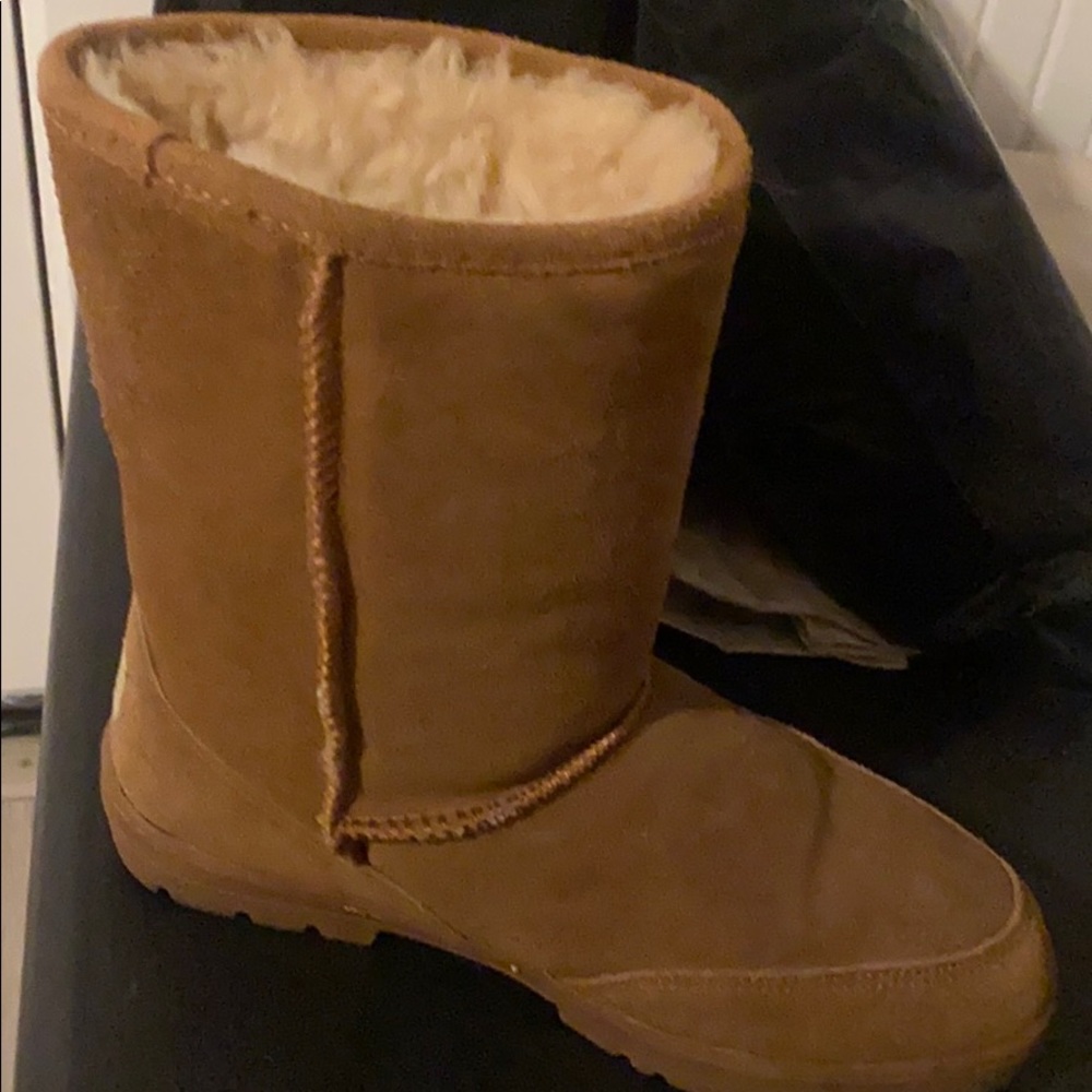 Bearpaw boots